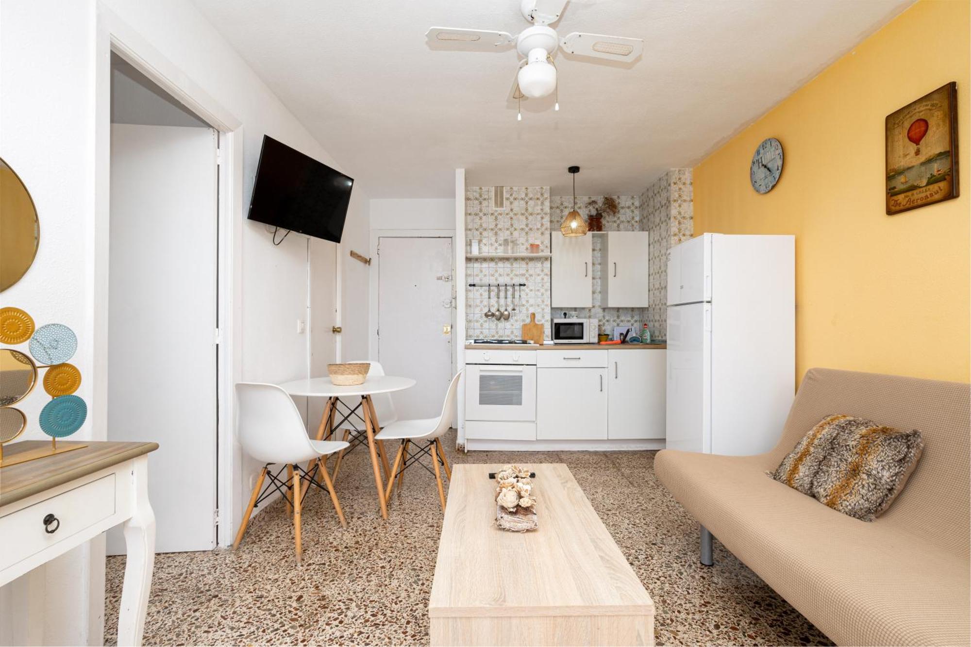 Gibraltar Apartment *